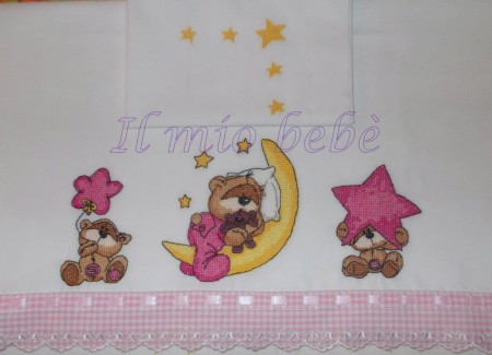 mod.40 x culla-carrozzina 35,00€ / x lettino 45,00€ / federa ricamata 2,00€	